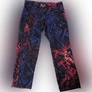 Old Navy Activewear Cropped Leggings